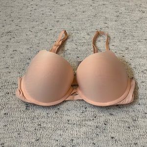Victoria’s Secret Peach Form Shape Bra with Adjustable Straps